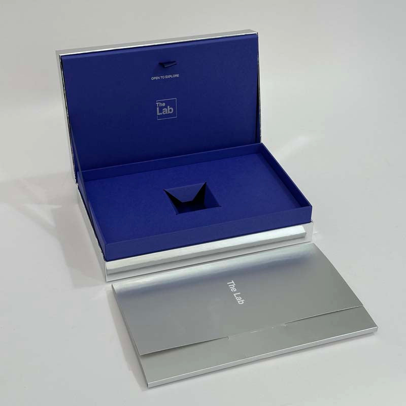 Silver/Grey VO1, Gift Box 1