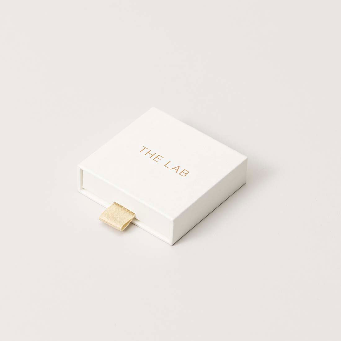 White VO1, Jewelry Box, Paper 1