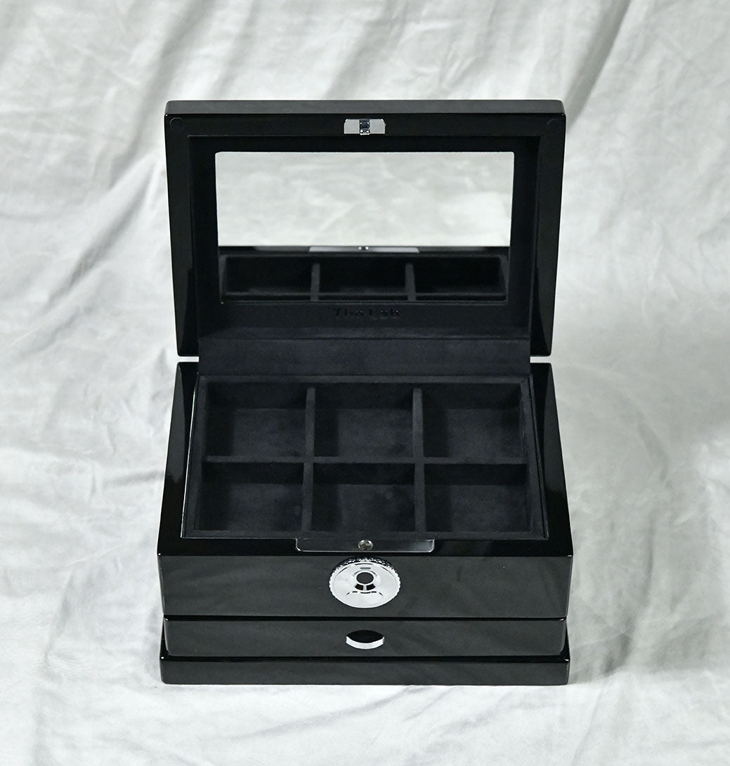 Black VO1, Lacquer Box