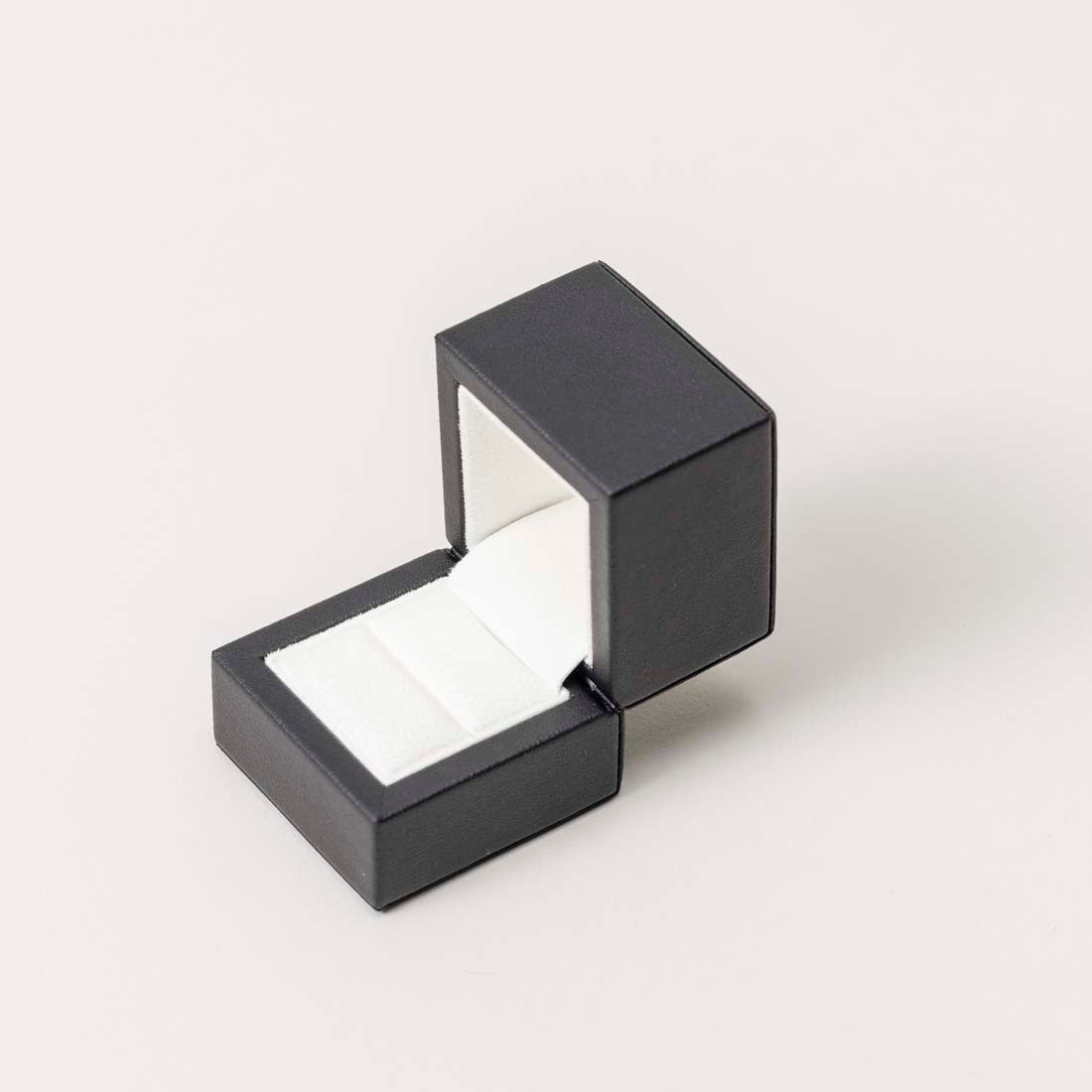 Black VO1, Jewelry Box, Luxe 3