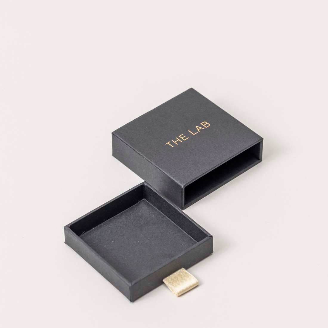 Black VO1, Jewelry Box, Paper 1
