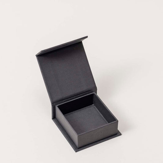 Black VO1, Jewelry Box, Paper 4