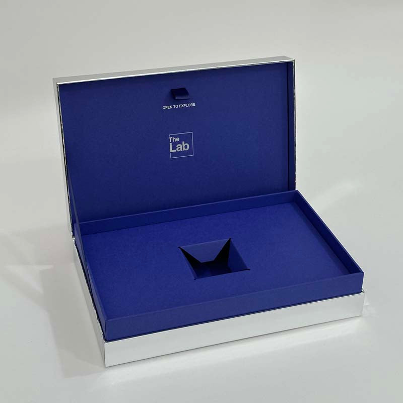 Silver/Grey VO1, Gift Box 1