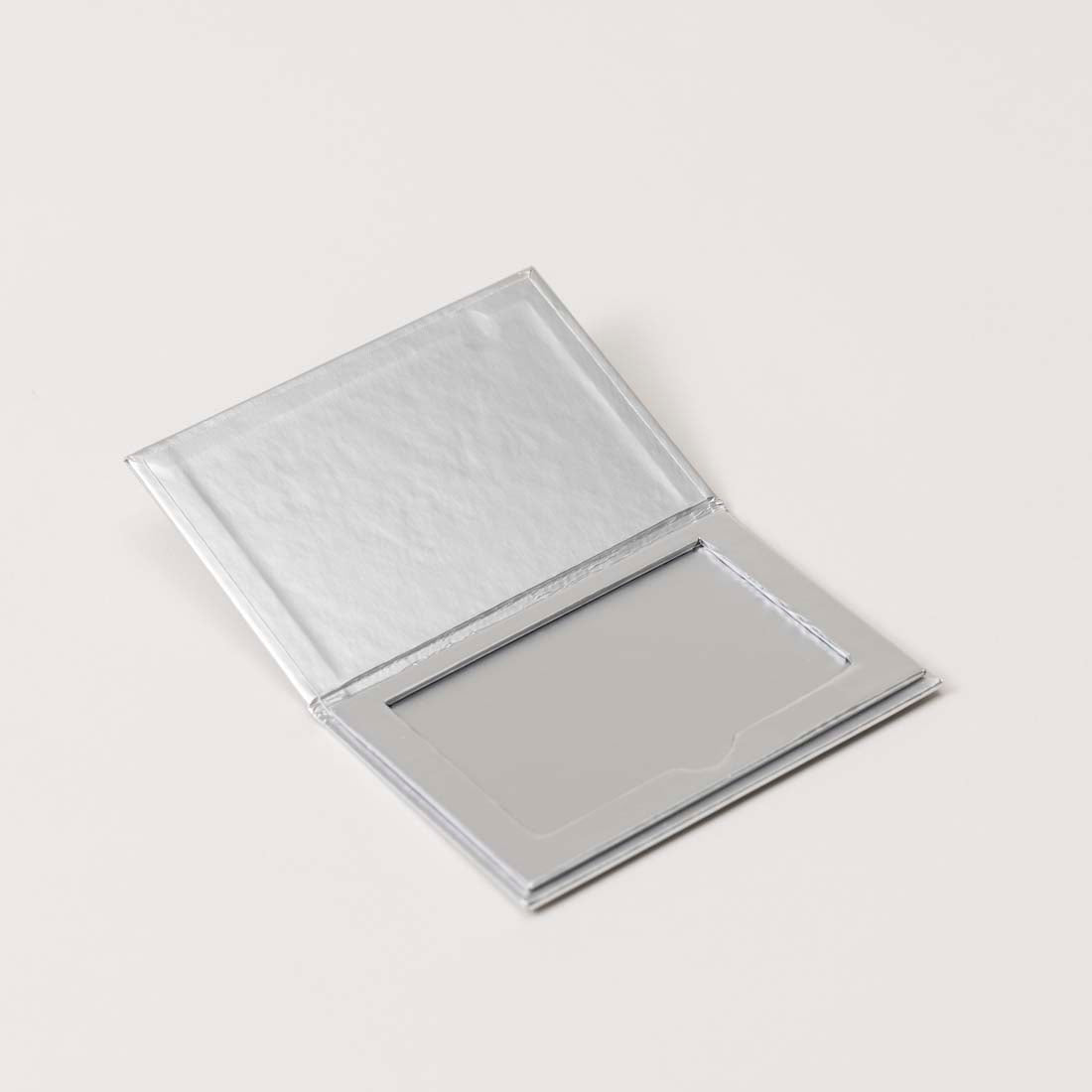 Silver/Grey VO1, Paper 5, Card Holder