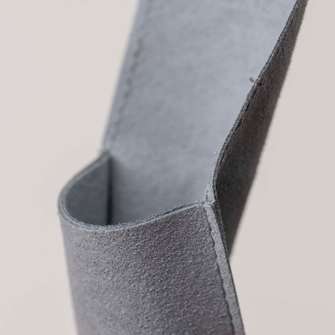 Silver/Grey VO1, Pouch, Synthetic 3
