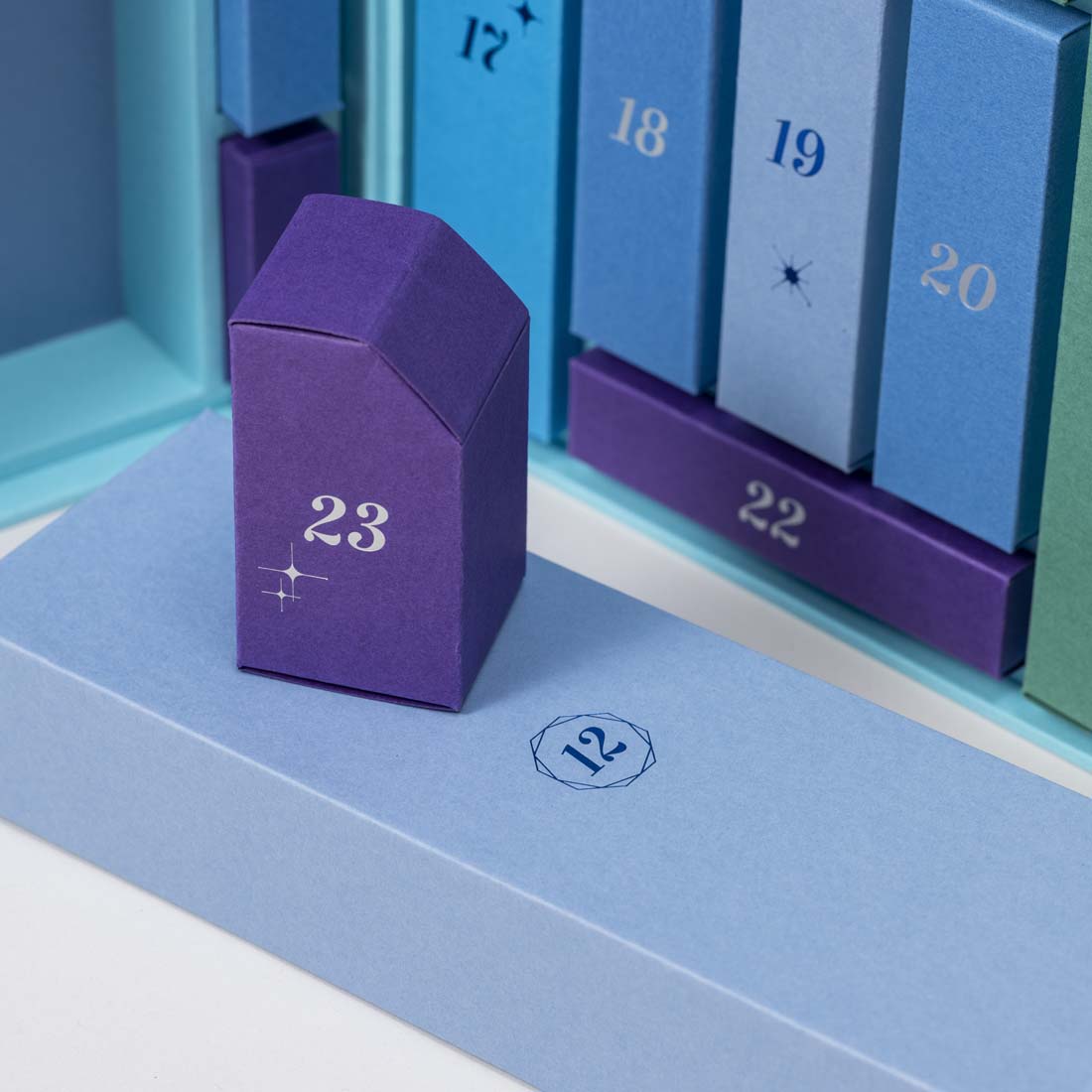 Teal VO1, Advent Calendar