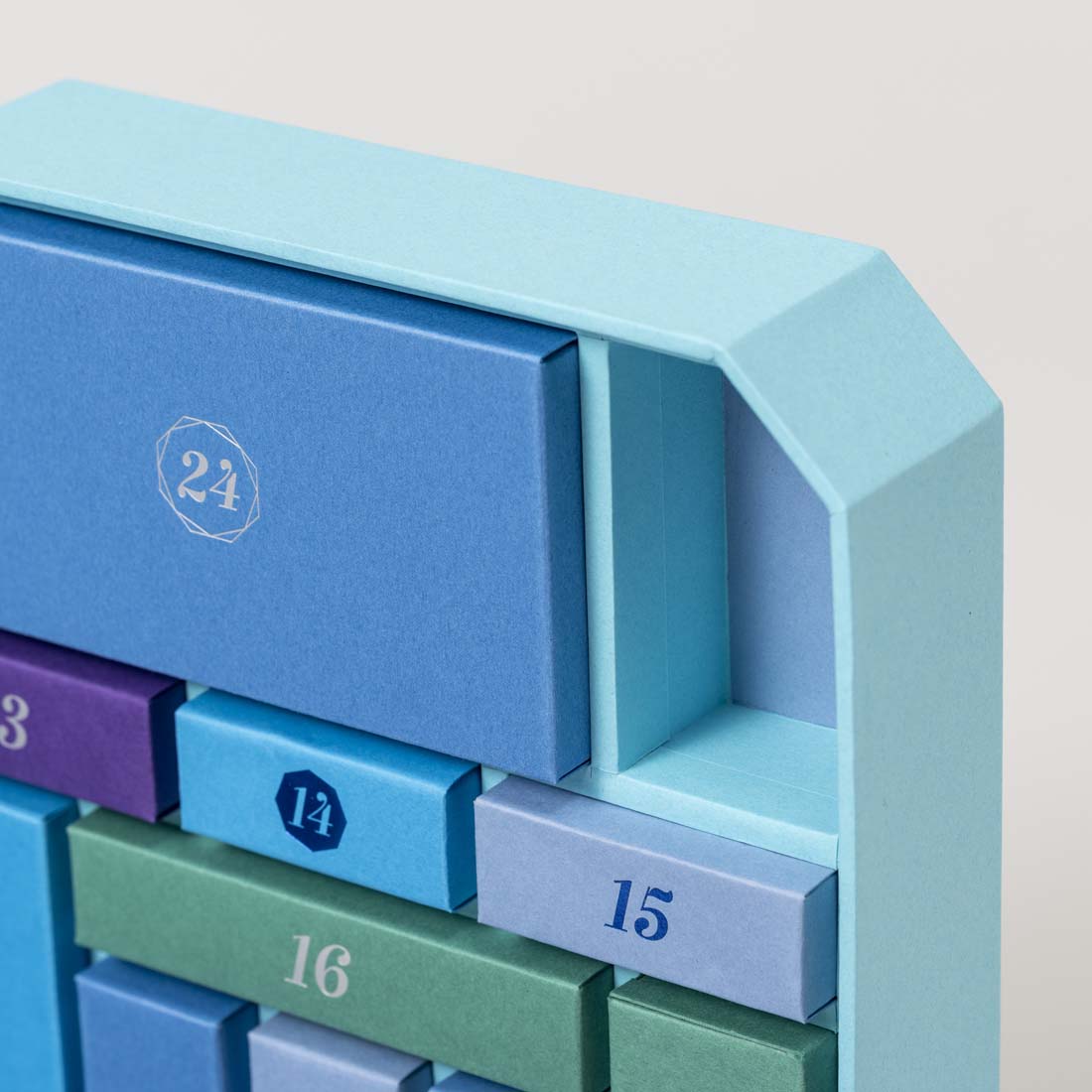 Teal VO1, Advent Calendar
