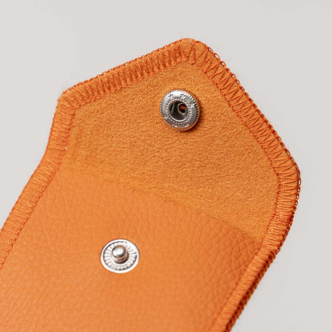 Terracota VO1, Pouch, Synthetic 1