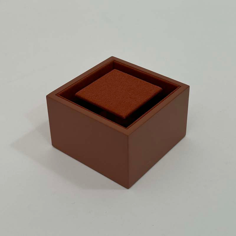 Terracota VO1, Visual Merchandise