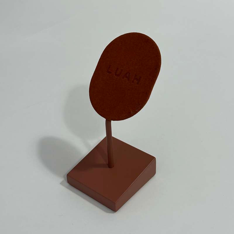 Terracota VO1, Visual Merchandise