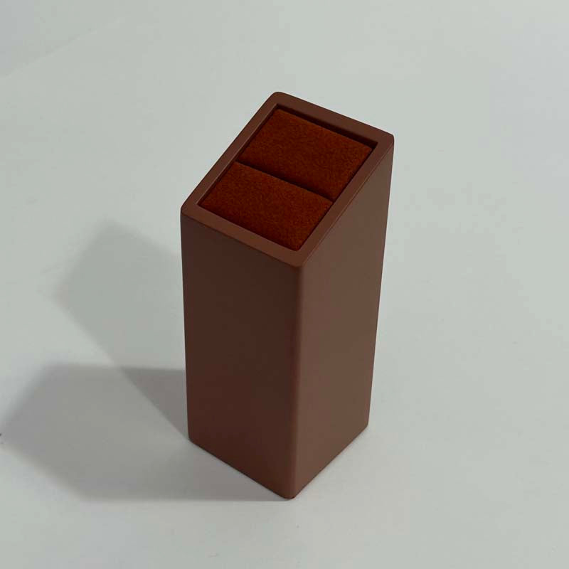 Terracota VO1, Visual Merchandise