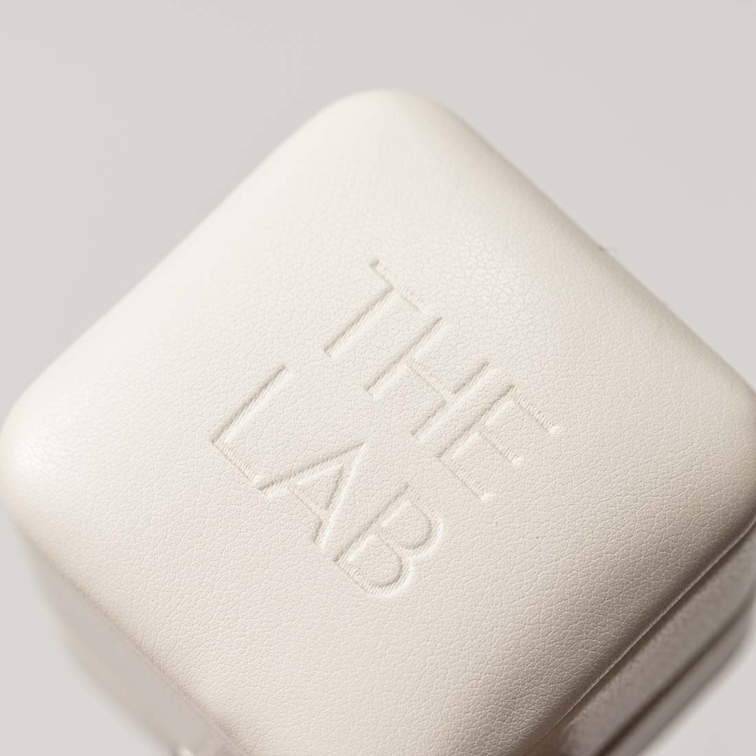 White VO1, Jewelry Box, Luxe 6