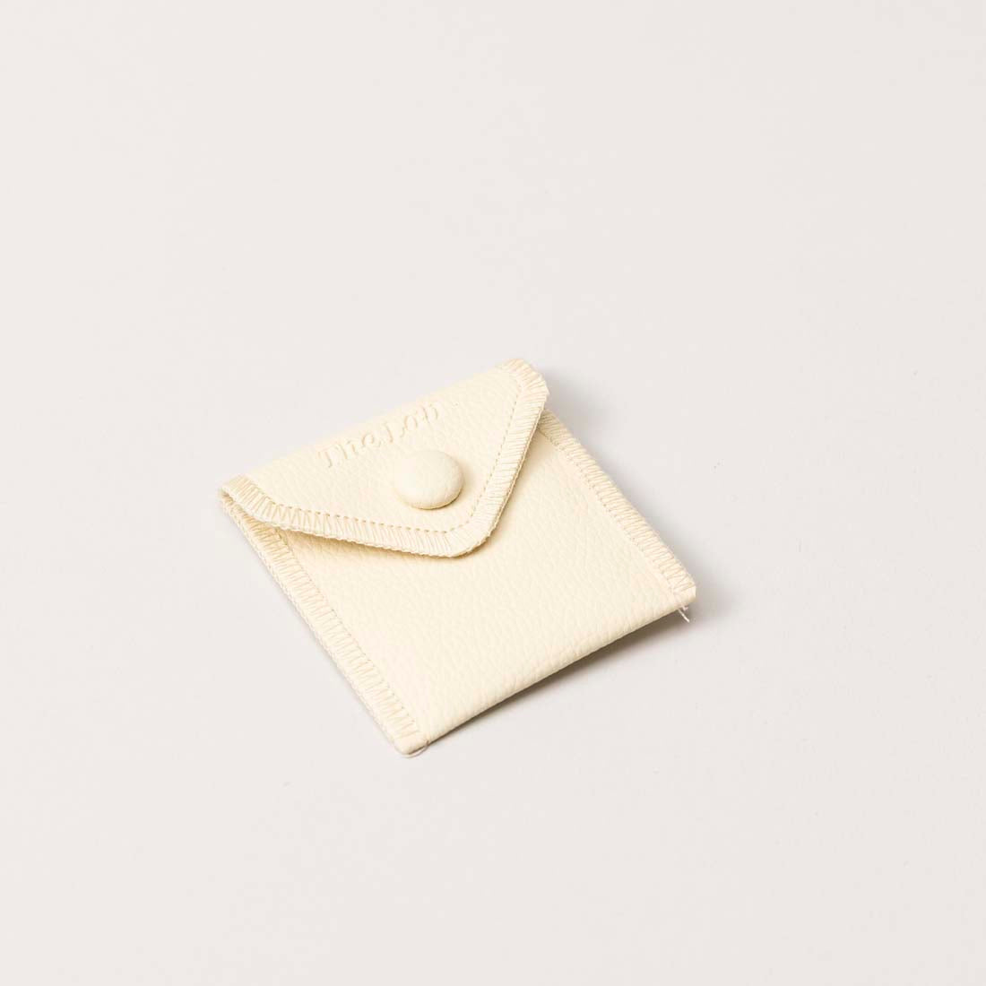 White VO1, Pouch, Synthetic 1