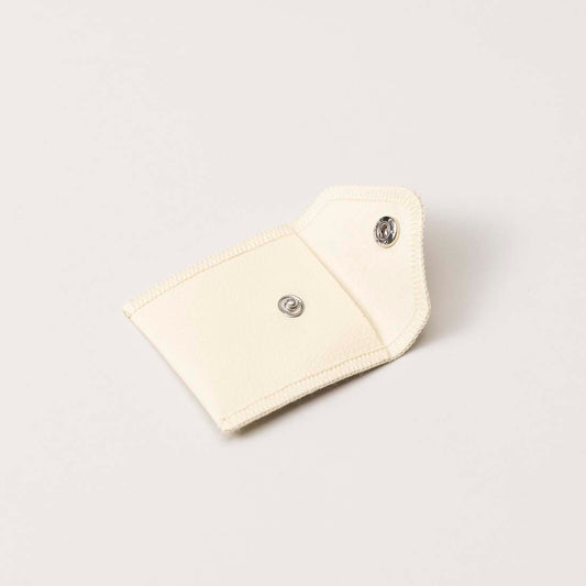 White VO1, Pouch, Synthetic 1